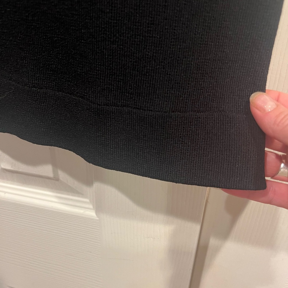 Coldwater Creek brand sleeveless black sweater - Picture 4 of 5